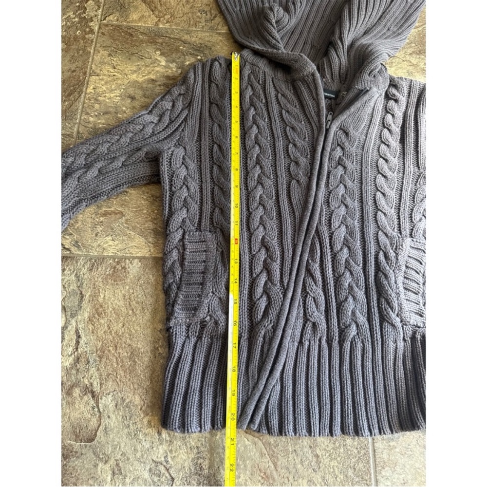 Moda International Cable-Knit Zip Sweater - Picture 5 of 6